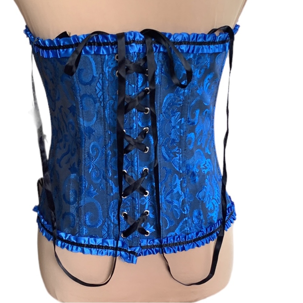 Corsets Size XL - Picture 3 of 15
